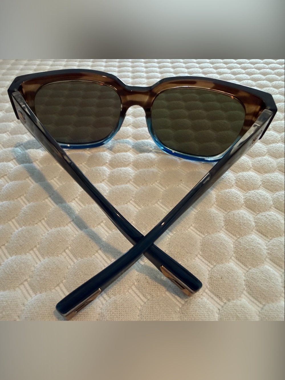 Costa Waterwoman Sunglasses Blue Mirrored Lenses Tortoiseshell Frame NWOT - Picture 3 of 5